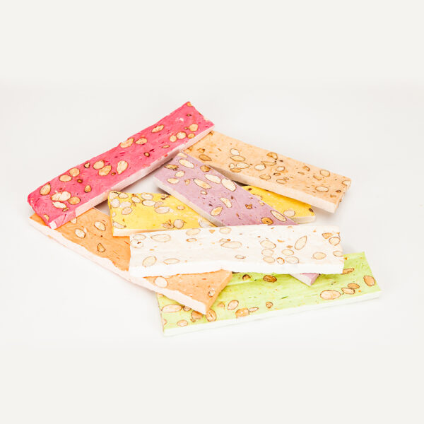 Barres de nougat tendre en vrac parfums variés (100g)