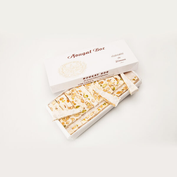 Boite blanche de nougat tendre (575g) boite de 36 triangles