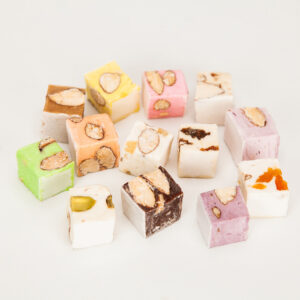 Petits cubes de nougat tendre en vrac parfums variés (4g)